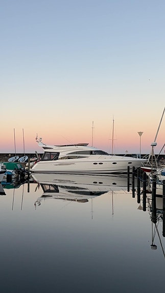 2006 mod Princess P57 med Volvo Penta D12-800 vurderes solgt 5 of 30