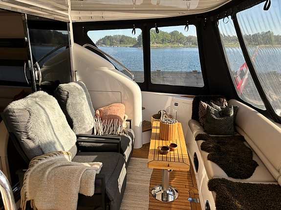 2006 mod Princess P57 med Volvo Penta D12-800 vurderes solgt 16 of 30