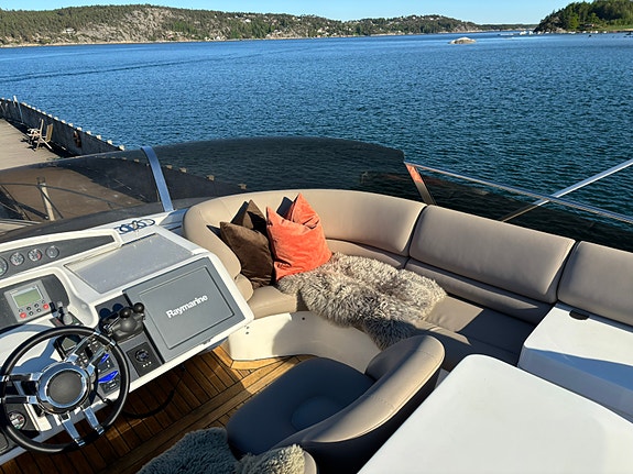 2006 mod Princess P57 med Volvo Penta D12-800 vurderes solgt 9 of 30