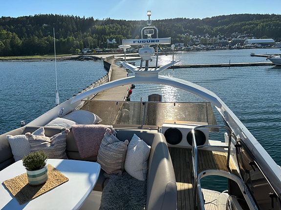 2006 mod Princess P57 med Volvo Penta D12-800 vurderes solgt 12 of 30
