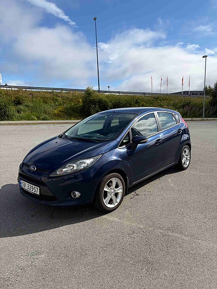 Ford Fiesta 6 of 8