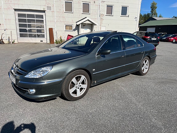 Peugeot 607