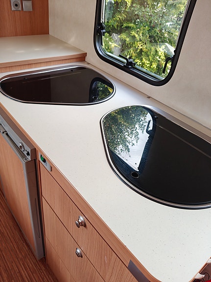 Adria Altea 542 PK 11 of 16