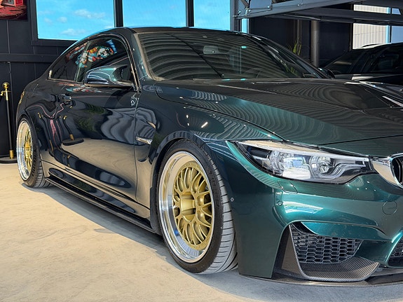 BMW M4 6 of 30