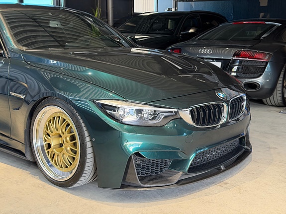 BMW M4 13 of 30