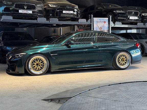 BMW M4 7 of 30
