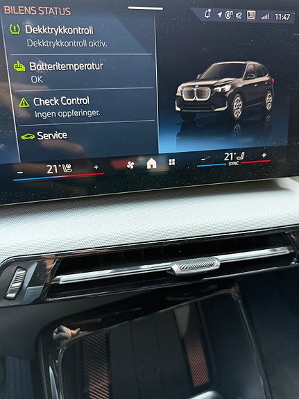 BMW iX1 15 of 20