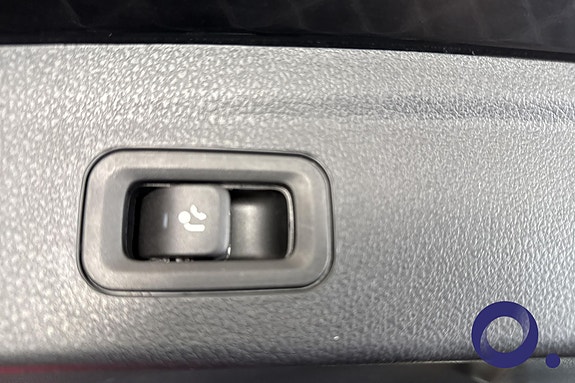 Mercedes-Benz GLE350 de 28 of 30