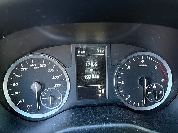 Mercedes-Benz Vito 119 19 of 30