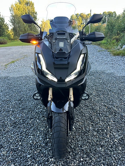 Honda ADV 350 10 of 20