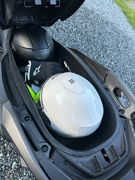 Honda ADV 350 9 of 20
