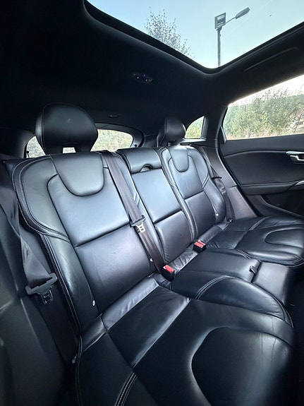 Volvo V40 18 of 21