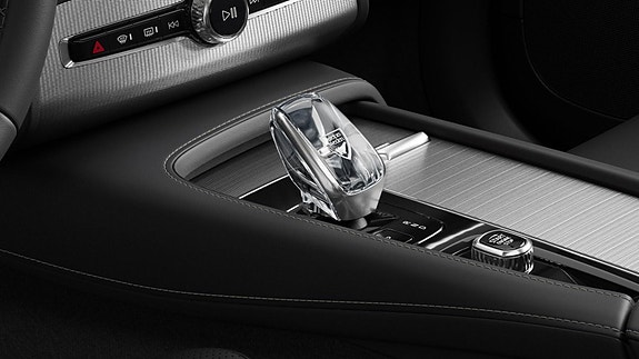 Volvo XC90 23 of 27