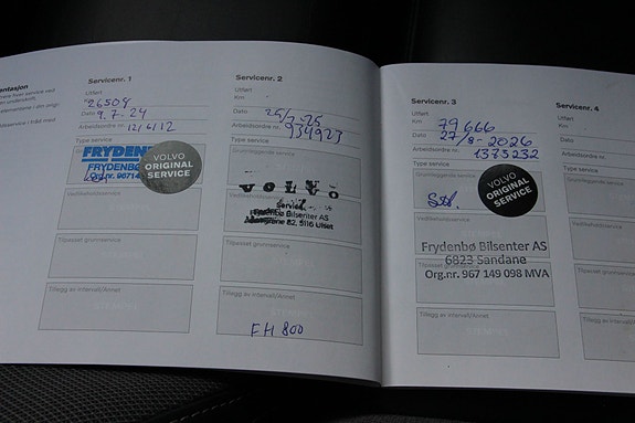 Volvo XC60 30 of 30