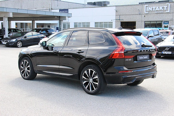 Volvo XC60 5 of 30