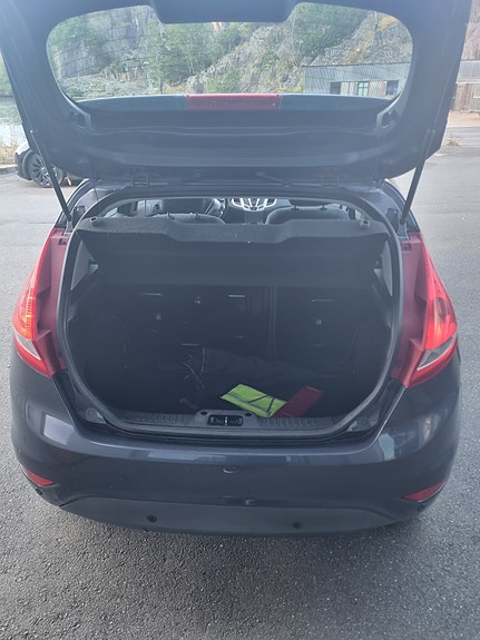 Ford Fiesta 6 of 14