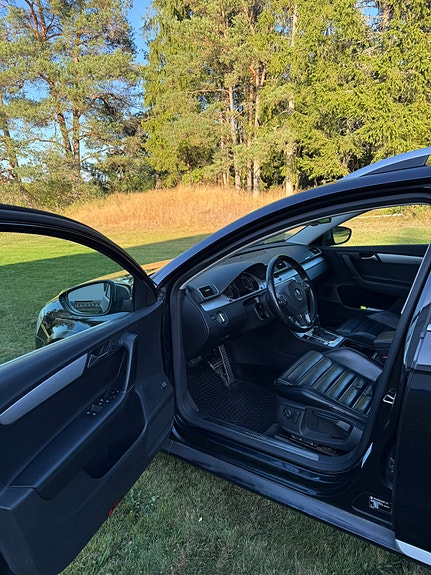 Volkswagen Passat Alltrack 12 of 28