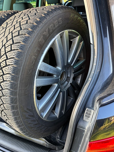 Volkswagen Passat Alltrack 24 of 28