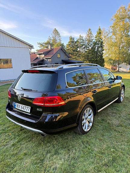 Volkswagen Passat Alltrack 7 of 28