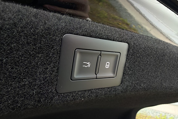 BYD Seal 21 of 22