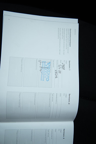 Volvo XC40 27 of 28