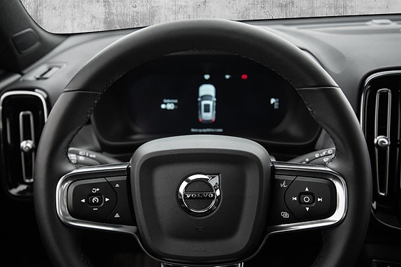 Volvo XC40 22 of 28