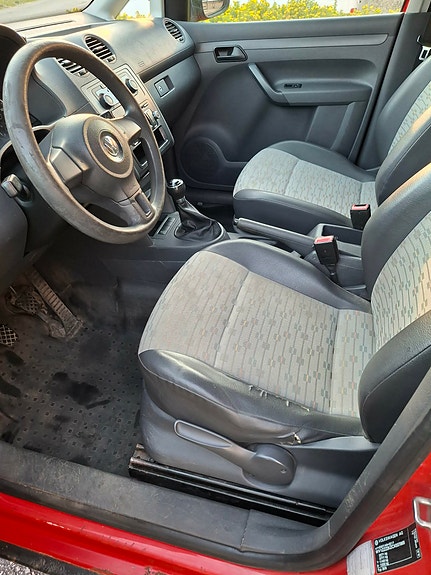 Volkswagen Caddy 8 of 10