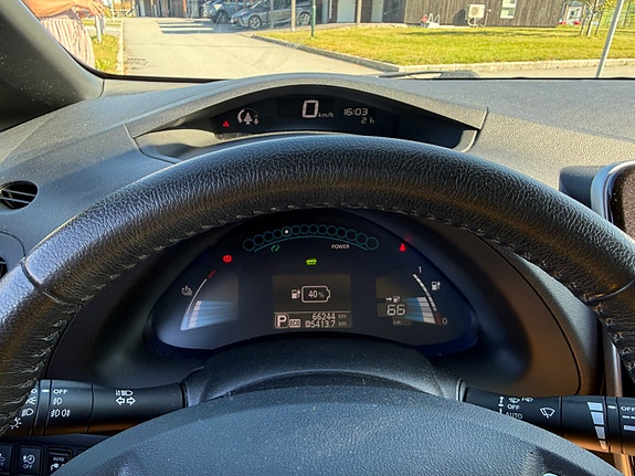 Nissan Leaf 26 of 26