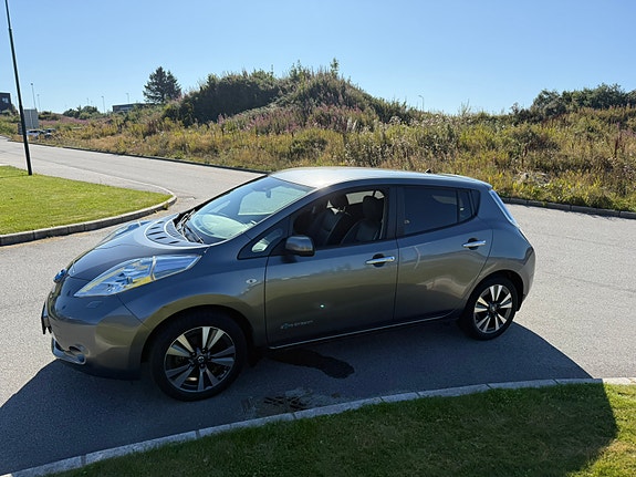 Nissan Leaf 6 of 26