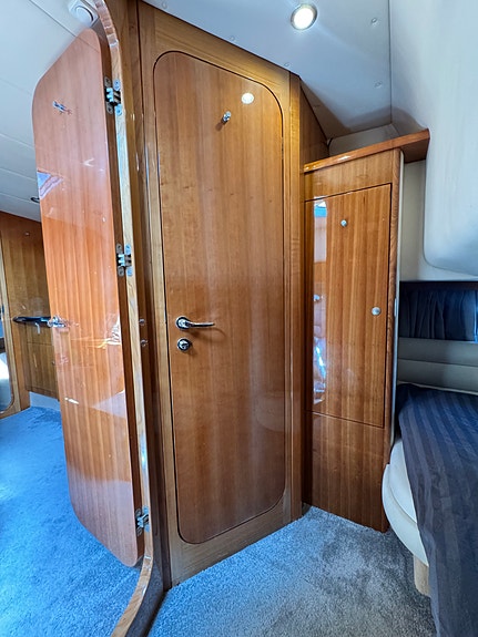 Windy Grand Mistral 37 19 of 26