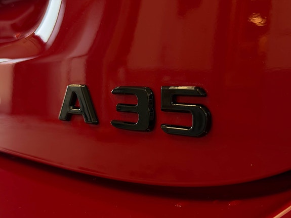 Mercedes-Benz A35 18 of 30
