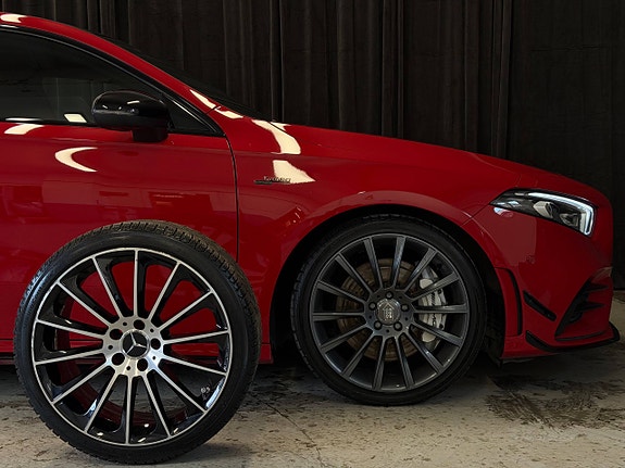 Mercedes-Benz A35 24 of 30