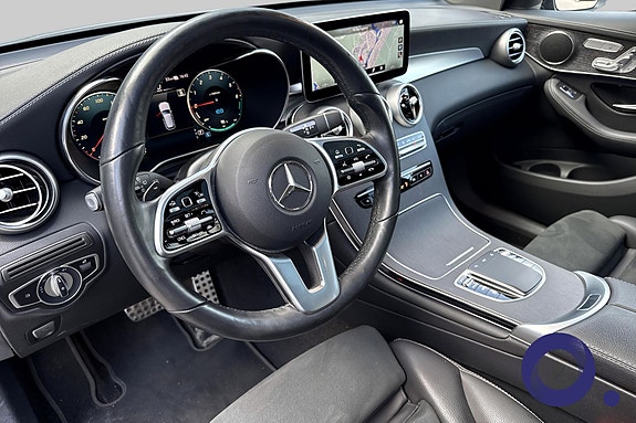 Mercedes-Benz GLC300 de 13 of 29