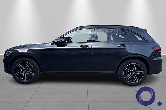 Mercedes-Benz GLC300 de 2 of 29