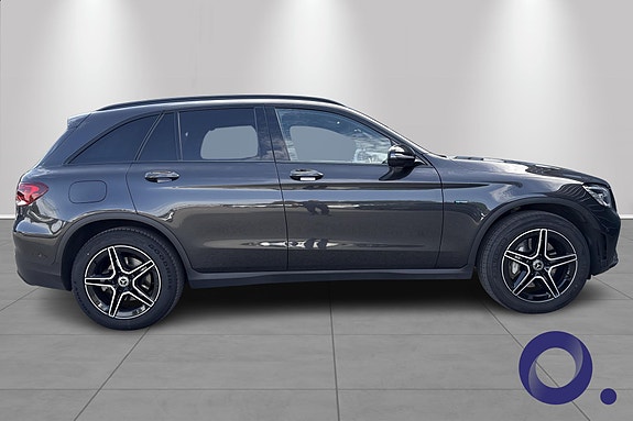 Mercedes-Benz GLC300 de 7 of 29