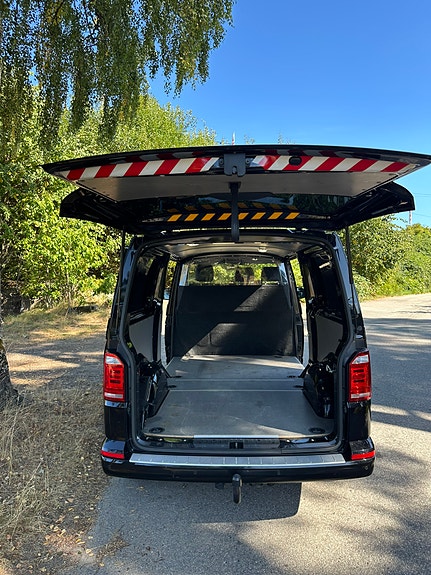 Volkswagen Transporter 5 of 16