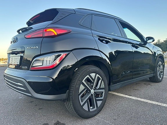 Hyundai Kona 3 of 18