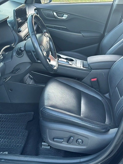 Hyundai Kona 14 of 18