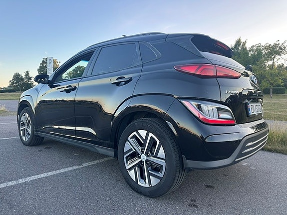 Hyundai Kona 8 of 18