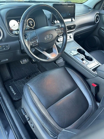 Hyundai Kona 16 of 18