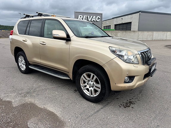 Toyota Land Cruiser 5 of 30