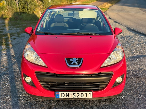 Peugeot 207 2 of 21