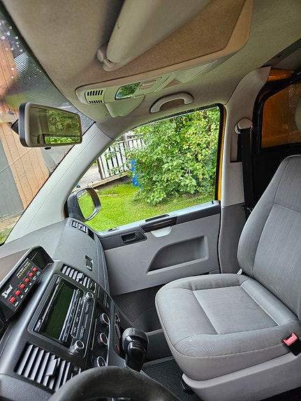 Volkswagen Transporter 11 of 24