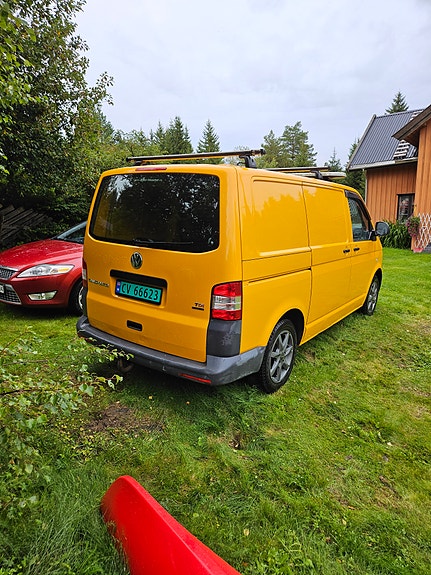 Volkswagen Transporter 3 of 24