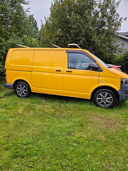 Volkswagen Transporter 2 of 24