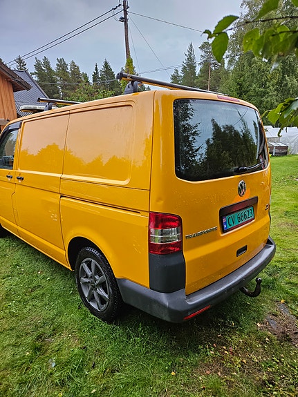 Volkswagen Transporter 19 of 24