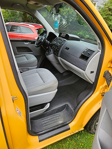Volkswagen Transporter 13 of 24