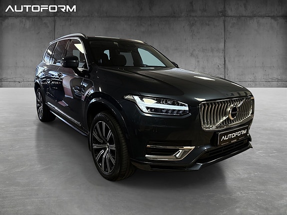 Volvo XC90 4 of 19