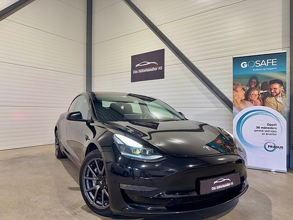 Tesla Model 3 2 of 29