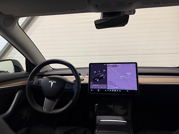 Tesla Model 3 13 of 29